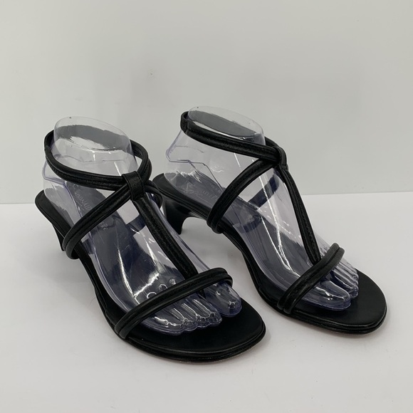 Donald J Pliner Vinod strappy minimalist sandal shoe black heel ankle strap 9 - Picture 2 of 6